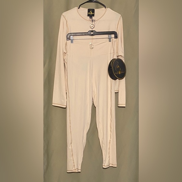 Vintage Baby Phat Long Sleeve Henley and Pant Loungewear Set Cream Women  2X NWT - Picture 3 of 10